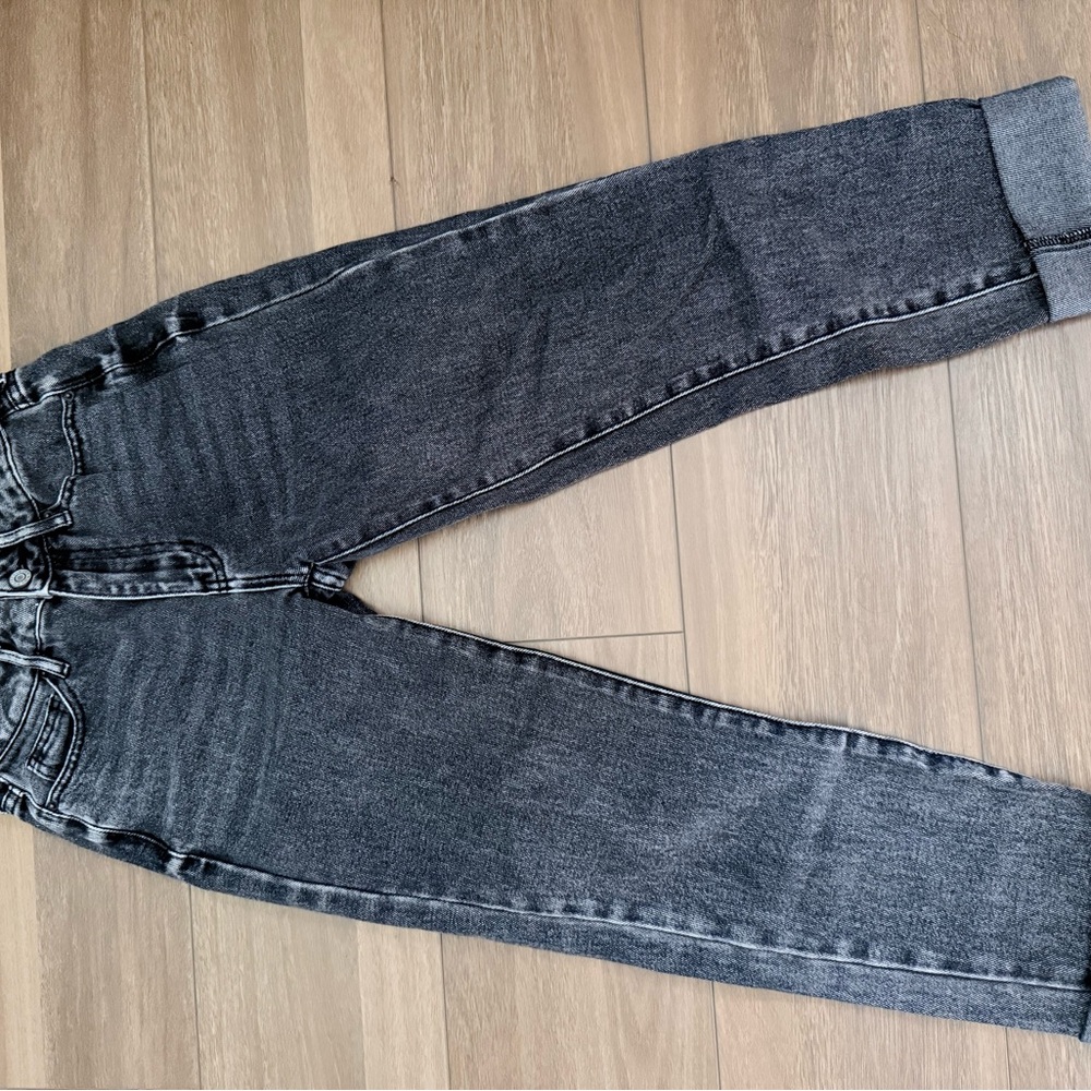 PacSun Charcoal Denim Mom Jeans